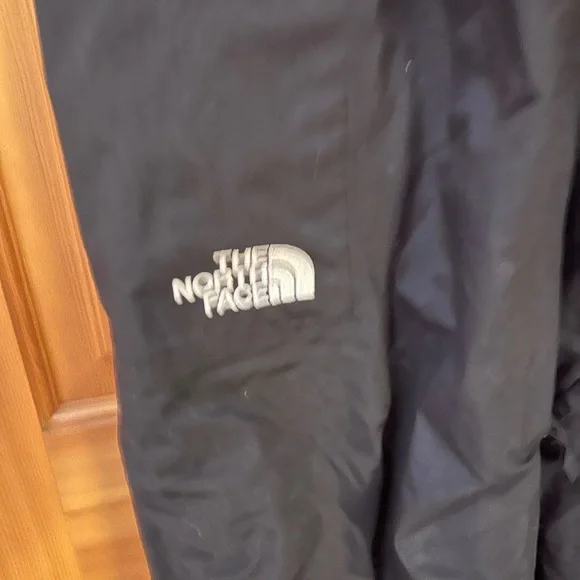 The North face Women's Black Ski Bib - Picture 2 of 6